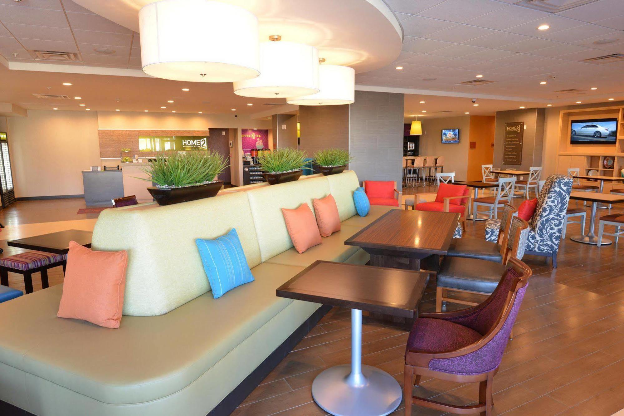 Hotel Home2 By Hilton
